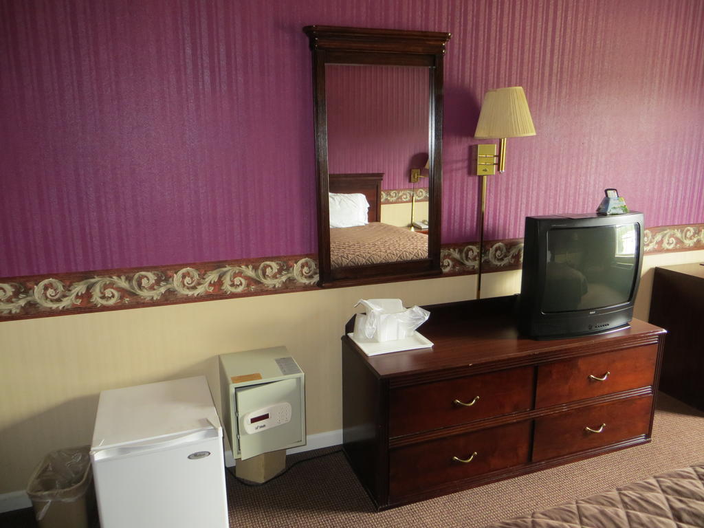 Americourt Hotel And Suites - Elizabethton Eksteriør billede